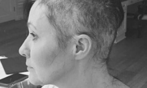 I juli barberte Shannen Doherty av seg håret. Nå røper hun trist nyhet