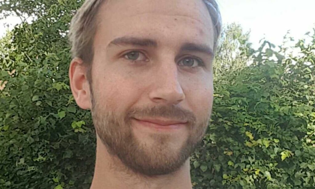 Aleksander (24) har fanget alle Pokémon-figurene - kan være Norges første