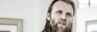 Aune Sand med ny erotisk roman