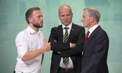Arendal 20160818.
Arendalsuka 2016. Arendalsuka 2016. Svs Audun Lysbakken, Sps Tygve Slagsvold Vedum Arbeiderpartiets leder Jonas Gahr Støre før partilederdebatten i Arendal torsdag kveld.
Foto: Terje Bendiksby / NTB scanpix
