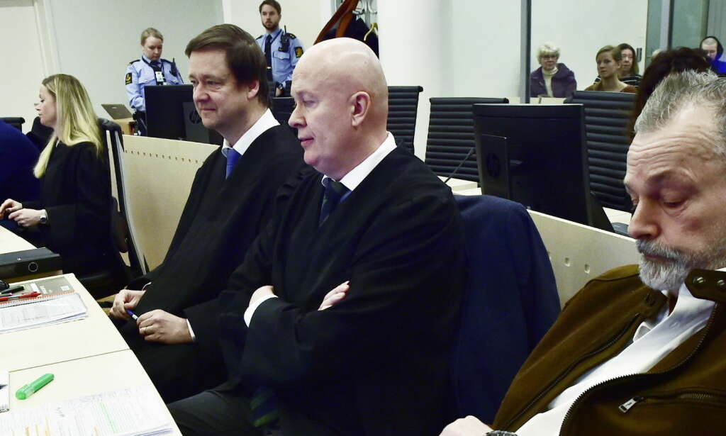 Eirik Jensen tatt på senga. Spesialenheten tar beslag i hans framtidige bokinntekter