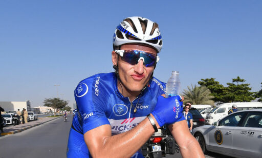 Slo Kittel til blods - kastet ut av sykkelrittet