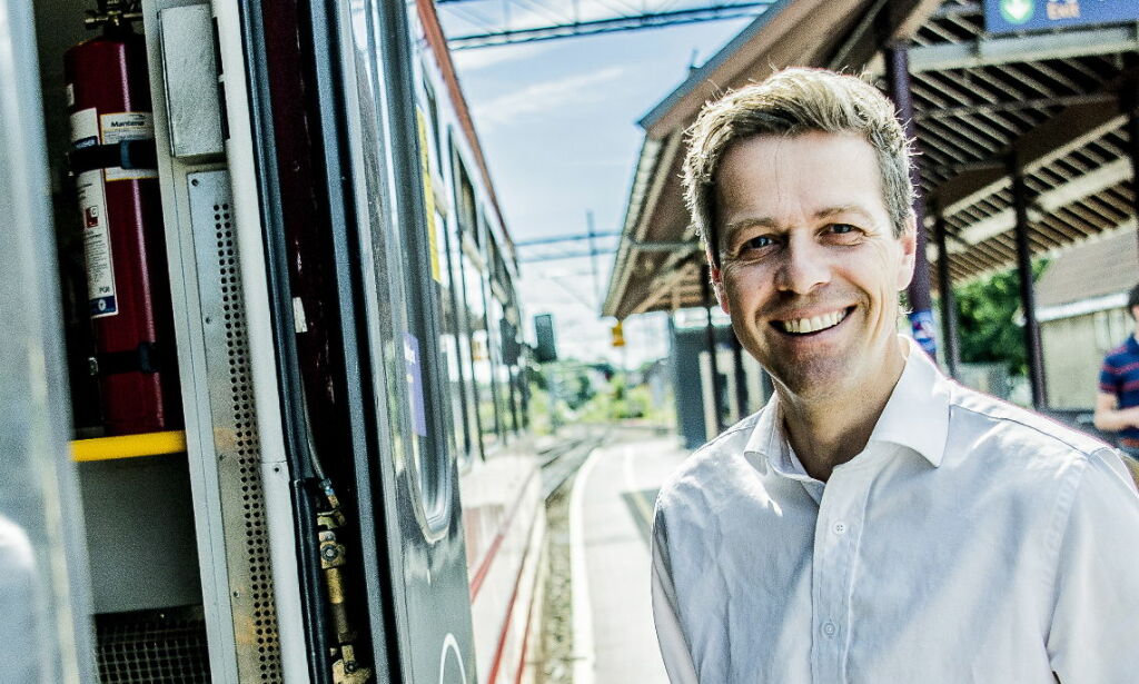 Hareide innrømmer at det ble pizza og chips hos Erna litt for ofte i høst
