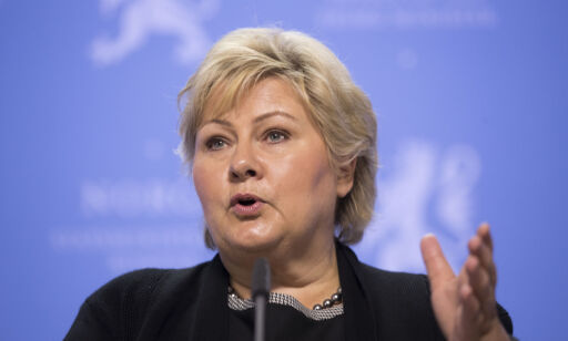 Solberg er naiv i møte med nazismen på frammarsj