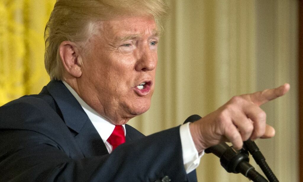 Trump holder alle muligheter åpne etter Nord Koreas rakettoppskyting over Japan