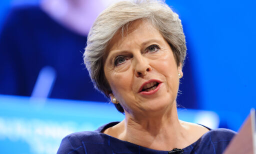 Theresa May sitter trygt