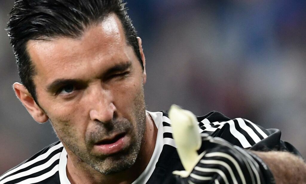 Allegri forsvarer Buffon