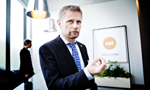 Mener Høie skapte ambulansekrisa for å «spare noen millioner»