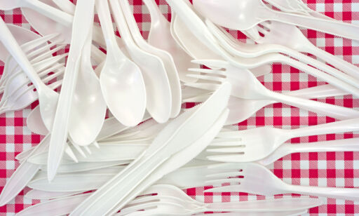 Utfasing av plastprodukter: Full plastkrangel på Stortinget