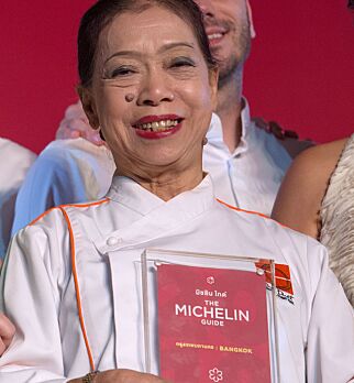 Fai (73) fikk sin første stjerne: Da Michelin-guiden ringte, trodde hun de trengte hjelp til cateringen