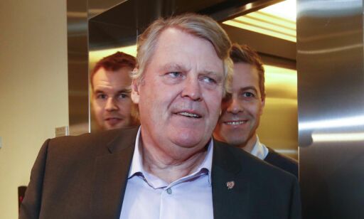 Krever at Erna kommer til Stortinget
