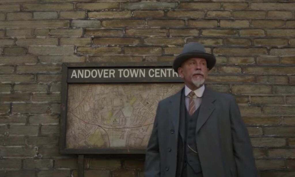 Hercule Poirot mangler både bart og aksent i ny miniserie. Fansen raser